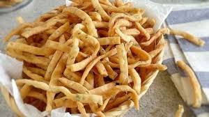 Scopri ricette, idee per la casa, consigli di stile e altre idee da provare. Resep Kue Bawang Yang Renyah Garing Dan Gurih Portalmadura Com