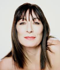 A Story Lately Told,' Anjelica Huston's Memoir About Her Youth - The New  York Times