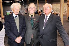 Former IFA president Alan Gillis dies