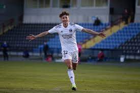 The match is a part of the primera division. Colo Colo Vs Deportes La Serena Date Time And Tv To See Live And Online The Date 10 Of The National Championship