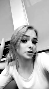 Black And White Pictures Of Famous People On Tiktok Zoe Laverne Tiktok Global Video Community Zoe Zoe And Cody Laverne