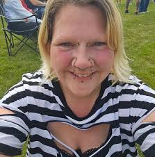 𝐂𝐎𝐌𝐏𝐄𝐓𝐈𝐓𝐈𝐎𝐍 𝐀𝐋𝐄𝐑𝐓! Tag someone special that you would take  for Afternoon Tea at Dalmore Farm and share this post ⭐ 20% OFF all  clothing & shoes from Mon 6th Dec -