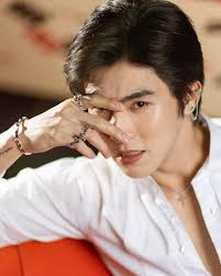 📍 ISSUE 252 >> พบกับ “บูม รวีวิชญ์ จิระพงษ์กานนท์” และ “ไฮด์ ศรุญสธร  ธนวัชรวัฒน์” จากซีรีส์ “ตรวนธรณี (Chains of Heart The Series)”😍  ซึ่งเป็นซีรีส์แนวแอ็คชั่น-ดราม่า ให้แฟน ๆ ได้ติดตามความฟินทะลุจอ 💥  💗สามารถติดตามได้ในบทสัมภาษณ์ ManGu Magazine ...