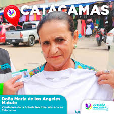 La Ángel de la Fortuna de Catacamas: Doña María de los Ángeles Matute✨ Bajo  el sol olanchano que acaricia las calles de tierra de Catacamas, Doña María  de los Ángeles Matute teje