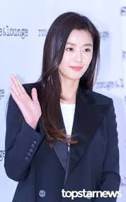 Jun ji hyun along with kang dong won recently were chosen as the new models for global spa a series of old photos of actress jeon ji hyun have resurfaced online, leaving fans in awe with her. 900 Jun Ji Hyun Ideas Jun Ji Hyun Jun Ji Hyun Fashion Korean Actress