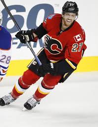 Get the latest philadelphia flyers news, rumors, scores and highlights from yardbarker, your source for the best philadelphia flyers content on the web. Flames Dougie Hamilton Arrives With High Expectations Unexpected Illness The Globe And Mail