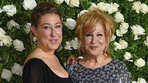 Bette midler and daughter sophie von haselberg were front row at marchesa's fashion show, both wearing looks from the designer's resort 2015 collection. Bette Midler S Daughter Looks Exactly Like The Legend