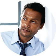 JON & VINNY'S ISN'T YOUR AVERAGE FAMILY RESTAURANT • SHLOHMO IS BACK TO  MAKING WEIRD, DARK MUSIC