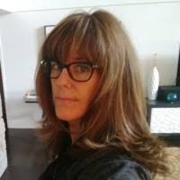 Diane Biggs's Instagram, Twitter & Facebook