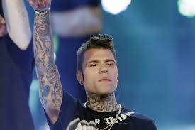 «per fortuna i miei genitori non mi hanno battezzata» video ddl zan, il vaticano: Ddl Zan Fedez A Testa Bassa Contro Il Vaticano Ilgiornale It