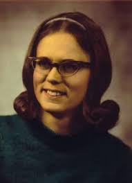 Carolyn Givens's Instagram, Twitter & Facebook