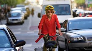 Hollandischer Griff Mit Diesem Einfachen Trick Schutzen Sie Radfahrer In 2020 Radfahren Autos Fahrer