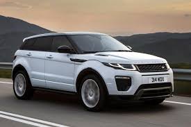 The evoque hse dynamic ($55,295) offers the same features as the hse, but with more exterior and interior trim and color choices, adaptive dynamics with. 2018 Land Rover Range Rover Evoque Review Trims Specs Price New Interior Features Exterior Design And Specifications Carbuzz