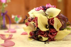 Any wedding flowers' varieties and solutions for your wedding provided by our professional florists. Seasonal Wedding Flower Ideas Seasonal Wedding Flowers