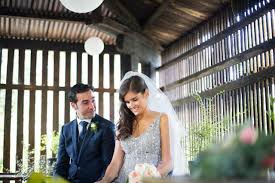 Guía para bodas en vigo: La Boda Botanica De Alba Y Fernando En Vigo A Todo Confetti Blog De Bodas Para Novias E Invitadas