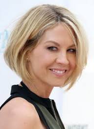 Shorter cuts with layers are often too short to pull back into a sleek french twist, but this funky minitwist style is easy. 16 Jenna Elfman Hair Short Hair 2 Must See