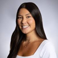 Donna Rask's Instagram, Twitter & Facebook