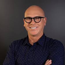 Shane Fellows's Instagram, Twitter & Facebook