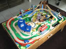 Best played by toddlers who are at least 2 years or older, this one can be used to play with different train sets, such as the included percy and talking thomas engines. Imaginarium Classic Train Table With Roundhouse Wooden Train Setinstructions Build Wooden Toy Truck Search Results Di Train Table Wooden Train Wooden Train Set