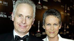 Who are jamie lee curtis' kids? Meine Hand In Seiner Jamie Lee Curtis Feiert 36 Jahre Ehe Promiflash De