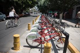 Bike Sharing Thrives Even In Mexico City S Chaotic Streets Bike Bike Share City Bike