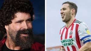 Billy Sharp: Sheffield United striker extends contract until 2021