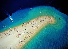 ( rare or dated) a tree trunk. Strand Zlatni Rat Bol Insel Brac Kroatische Strande