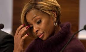 Mary J. Blige's Father Stabbed, In Critical Condition