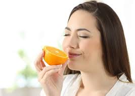 Treinamento olfativo: médica dá dicas de exercícios para fazer em casa e  recuperar o olfato, um dos sintomas do Coronavírus