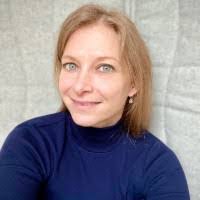 Lisa Bartkowiak's Instagram, Twitter & Facebook