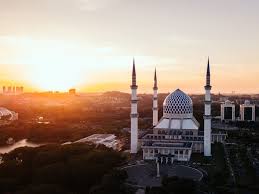 The shariah law in malaysia is only applicable to muslims and is used to resolve conflicts relating to creed and family matters, the center noted. Malaysia Implements New Regulations For Cryptocurrency Trading Asia Blockchain Review Gateway To Blockchain In Asia