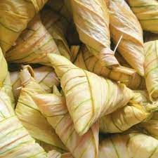 Kuliner ketupat ini yang paling umum ditemui pada saat perayaan idul fitri, dimana umat muslim merayakan. Pembekal Daun Palas Malaysia Home Facebook