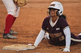 Texas State softball adds versatility with six recruits