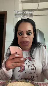 Hellen Amanda (@hellen.amanda)