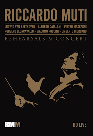 On may 7, 2015 celebrate the anniversary of beethoven's most glorious and jubilant masterpiece with riccardo muti and the chicago symphony orchestra and chorus. Riccardo Muti Conducting The Chicago Symphony Orchestra In Beethoven S Ninth Riccardo Muti