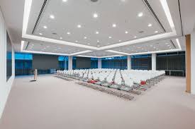 Umbau Der Sparkassenzentrale Bielefeld Bhp Architekten Generalplaner Gmbh Conference Hall Cantilever Chair Auditorium