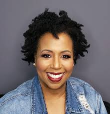 Jill Smallwood's Instagram, Twitter & Facebook