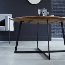 On aime le rendu harmonieux entre le plateau en manguier et le cerclage marqué en métal noir qui l'entoure. Table Basse En Acacia Et Metal 80 Cm Meubles Pour Salon Tikamoon Table Basse Bois Canape En Bois Bout De Canape