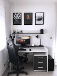 My Minimal Setup Pc Computers Gaming Bedroom Setup Home Office Setup Room Setup