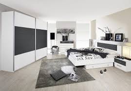 Un style au gris industriel dans un chambre d adolescent leroy merlin. Chambre Grise Et Blanche 19 Idees Zen Et Modernes Pour Se Demarquer