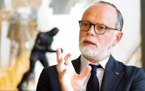 Édouard Philippe : «Il faut bouger sur les retraites, bouger beaucoup»