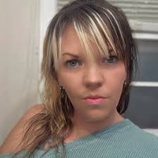 Do kids have to wear wrist bands to ride the bus?