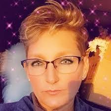 Michelle Searfoss's Instagram, Twitter & Facebook