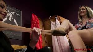 Mom And Step Daughter Try Lesbian Feet Fetish - EPORNER