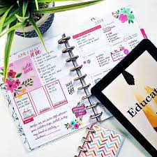 Midweekspread In My Classic Dashboard Happy Planner What S Everyone Reading This Week I Just Finished Educated By Ta Happy Planner Planner The Happy Planner