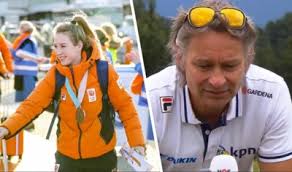 Born 28 december 1992) is a dutch short track speed skater. Emotionele Bondscoach Over De Dramatische Week Van Lara Van Het Nieuwsblad Mobile