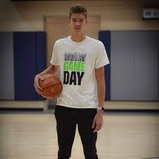 Unc basketball coach hubert davis has been hard at work on the recruiting trail since being hired in april. Unc Basketball Recruiting Roy Williams Offers 2022 Center Four Star Dylan Anderson Sports Illustrated North Carolina Tarheels News Analysis And More