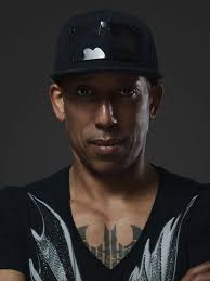 Steve Sweet's Instagram, Twitter & Facebook