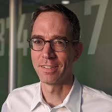 David Weller's Instagram, Twitter & Facebook