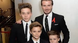 #david beckham #romeo beckham #harper beckham #brooklyn beckham #beckham #victoria beckham #cruz beckham #beckham family #burberry #babe #love #hot #suit #men #soccer #tumblr. Unterstutzung Fur Chris Brown Beckham Boys Unter Beschuss Promiflash De